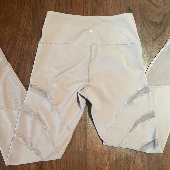 YOGALICIOUS High Rise Lavender Sheer Panel Legging - Picture 6 of 7